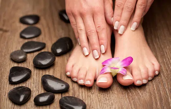 manicure e pedicure